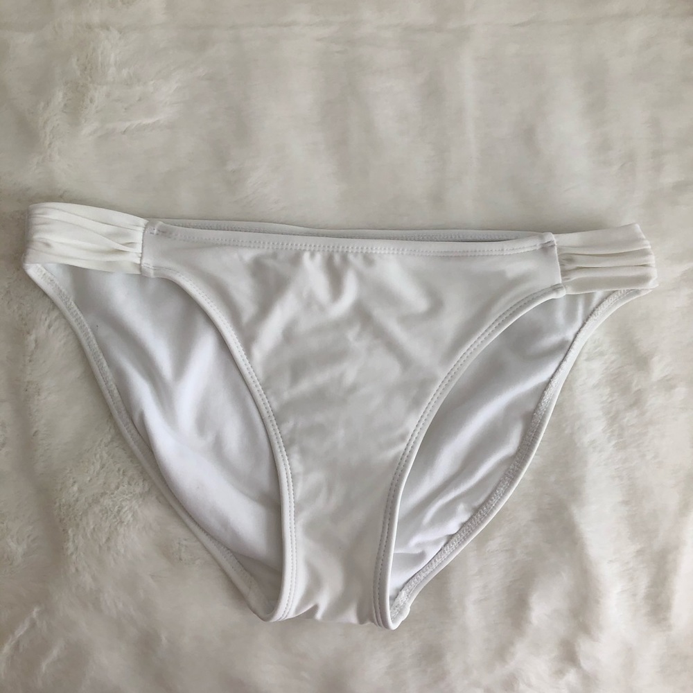 Xhilaration bikini bottom